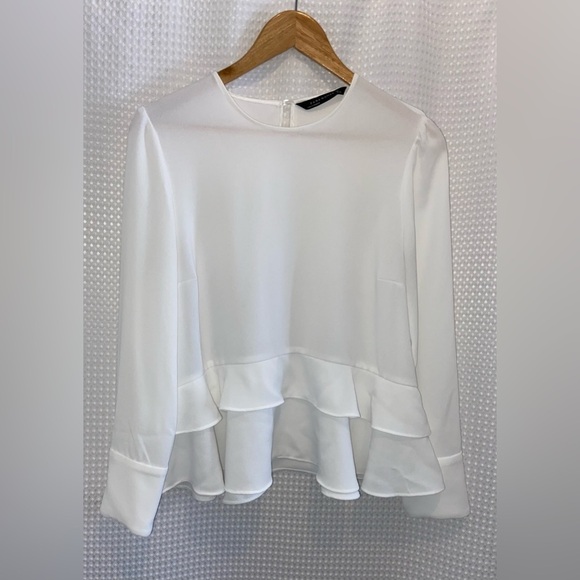 Women’s Zara white long sleeves blouse with ruffled hem size Large - Picture 2 of 12